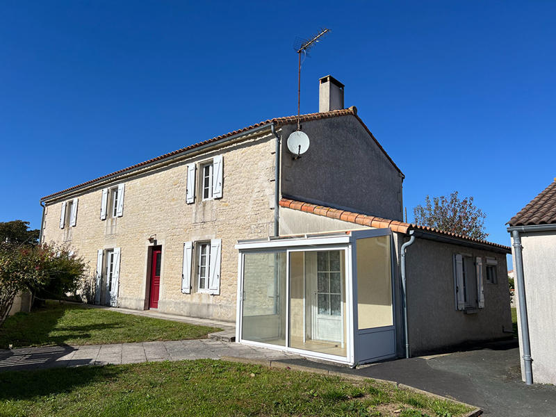 Maison - 167 m² - 4 pièces