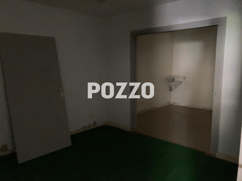 Local commercial - 102 m²