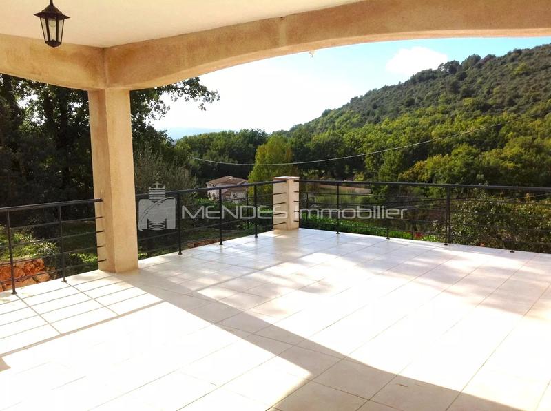 Villa - 100 m² - 3 pièces