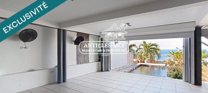 Maison - 214 m² - 8 pièces