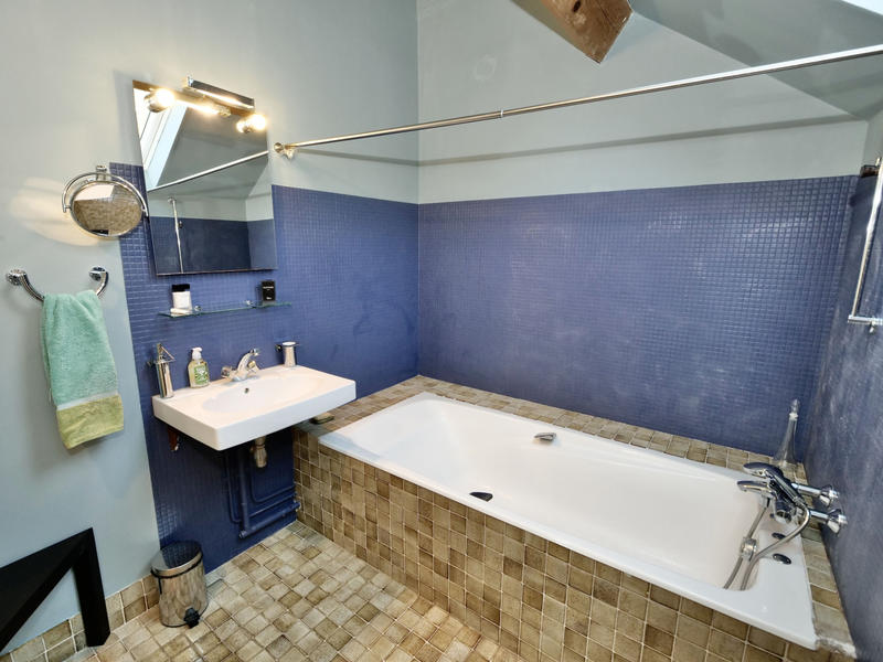 Maison - 105 m² - 4 pièces