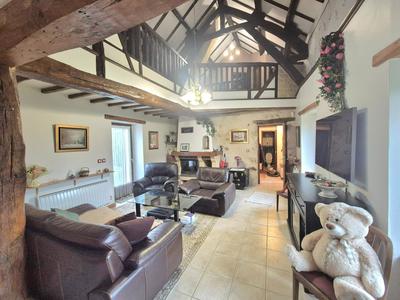 Maison - 153 m² - 5 pièces