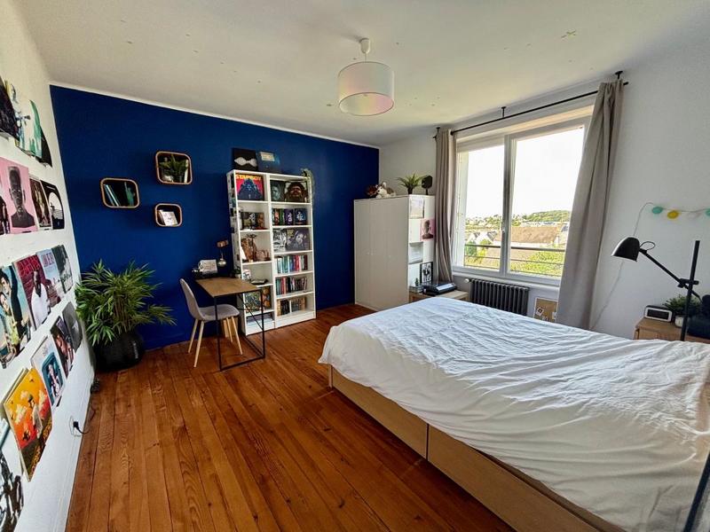 Maison - 218 m² - 7 pièces