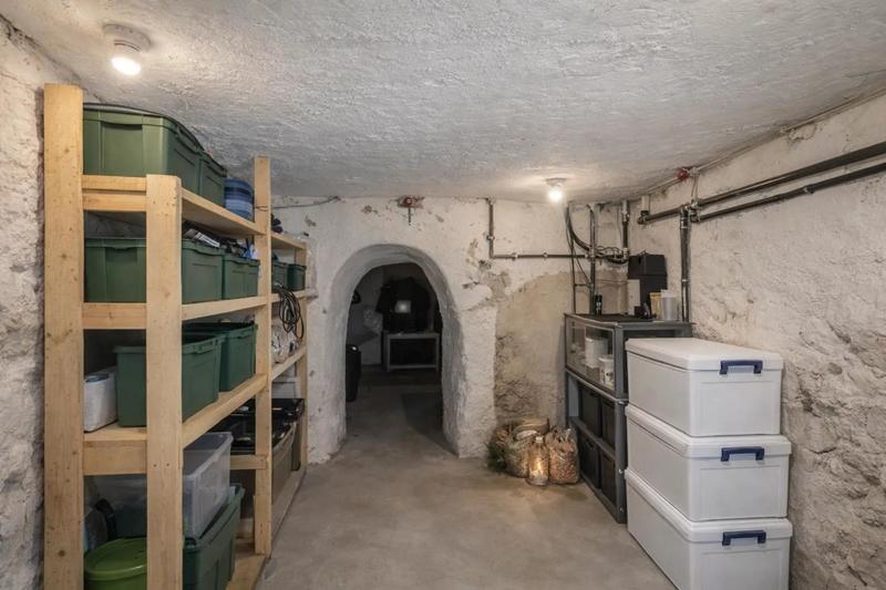 Maison de ville - 180 m² - 6 pièces