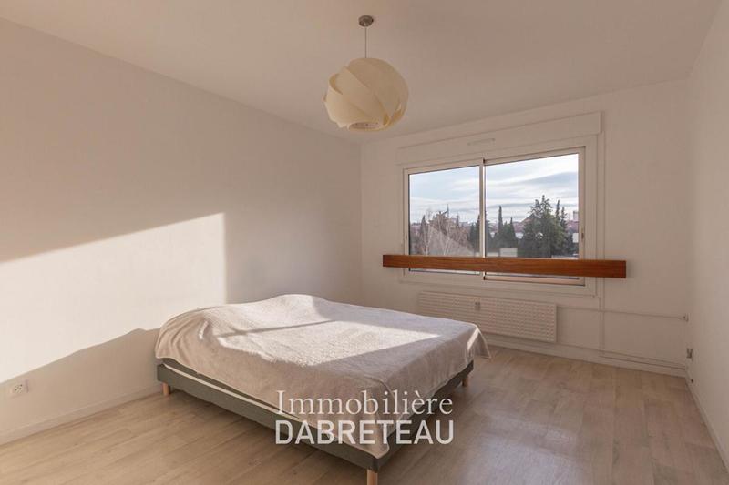 Appartement - 106 m² - 4 pièces