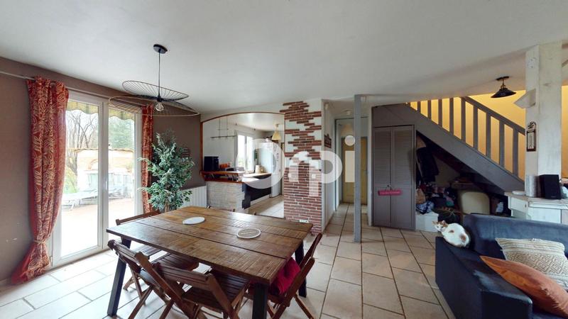 Maison - 102 m² - 6 pièces