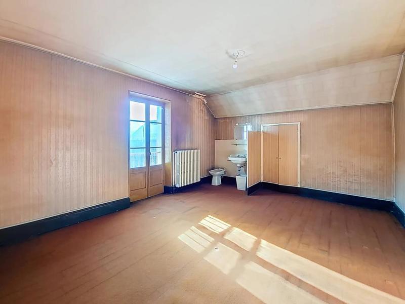 Maison - 177 m² - 7 pièces