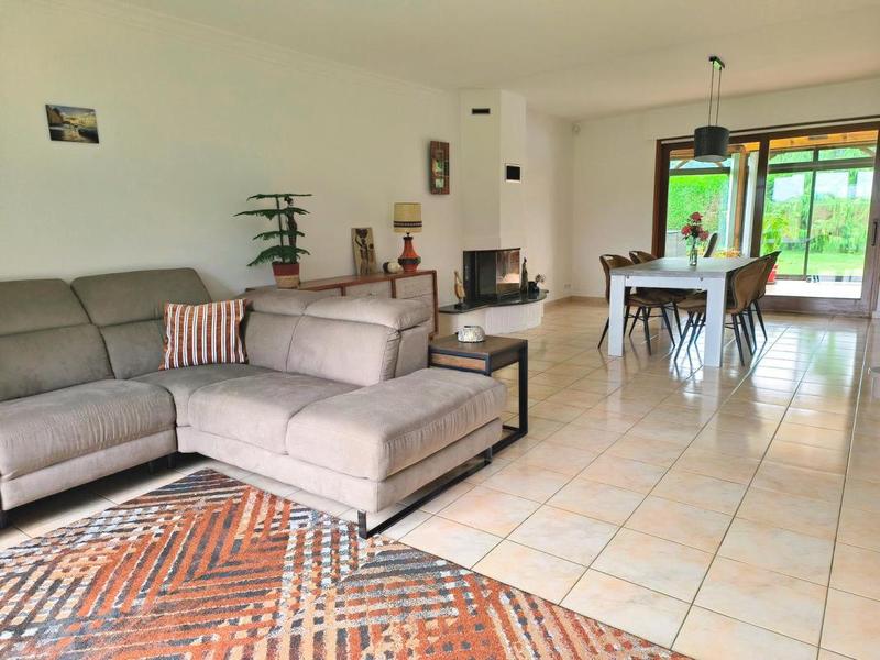 Maison - 262 m² - 7 pièces