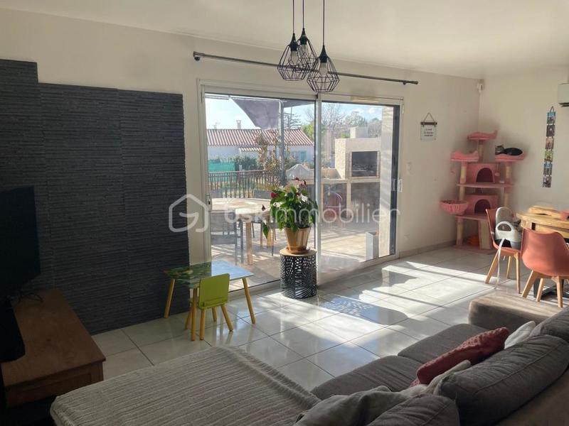 Maison traditionnelle - 106 m² - 5 pièces