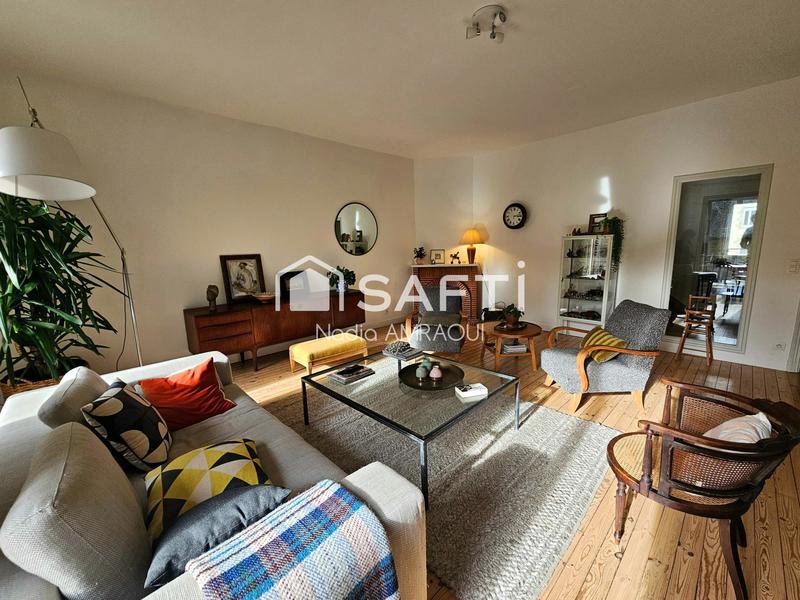 Appartement - 223 m² - 7 pièces