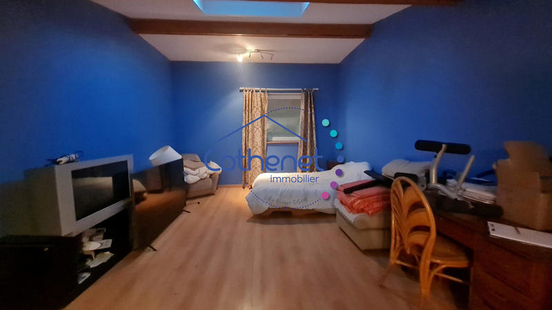 Maison - 241 m² - 5 pièces