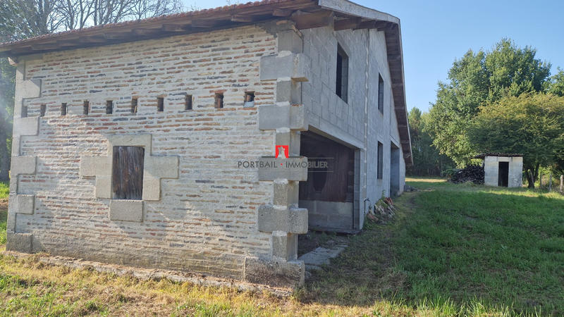 Maison - 94 m² - 2 pièces