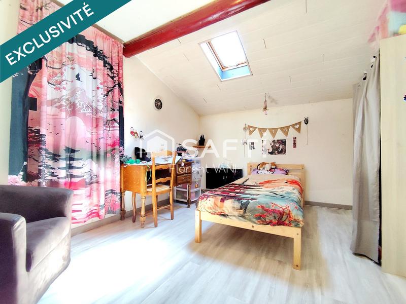 Maison - 90 m² - 5 pièces