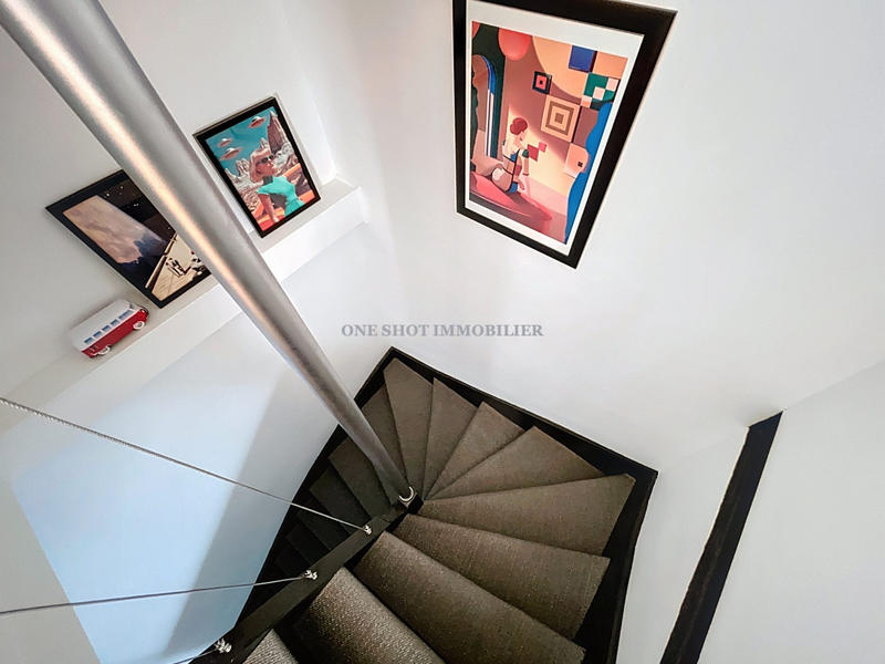 Appartement - 155 m² - 5 pièces