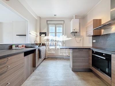 Appartement - 65 m² - 3 pièces