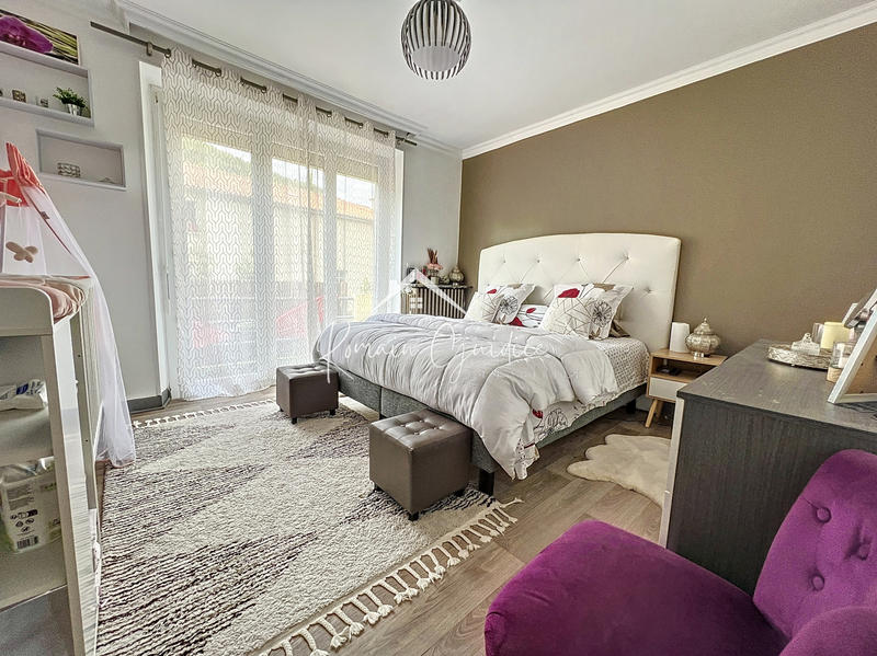 Maison - 135 m² - 6 pièces