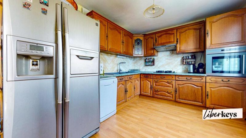 Maison - 149 m² - 8 pièces