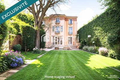 Maison - 300 m² - 9 pièces