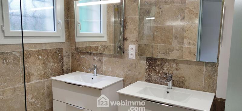 Maison - 136 m² - 4 pièces