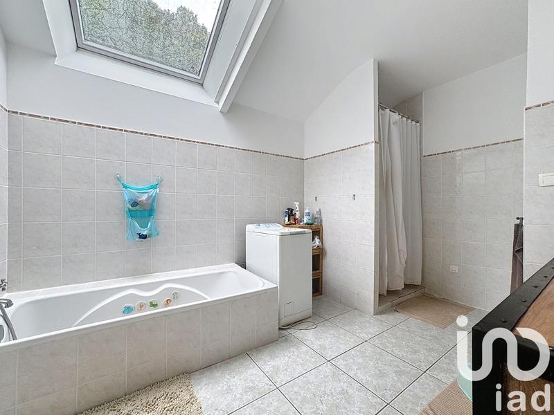 Maison - 210 m² - 7 pièces