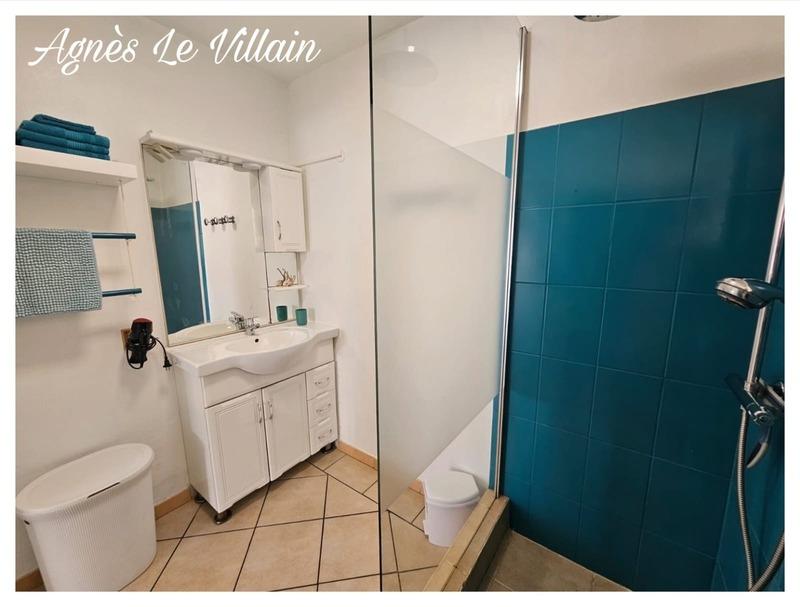 Villa - 198 m² - 9 pièces