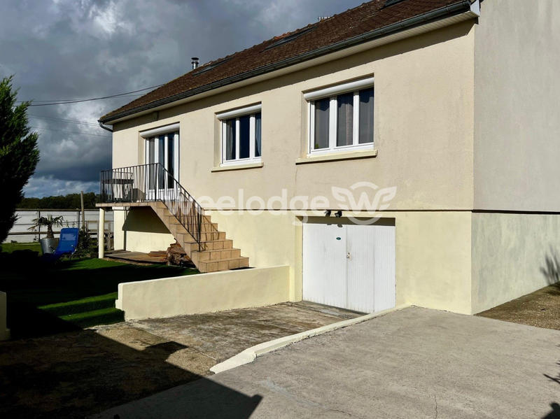 Maison - 101 m² - 5 pièces