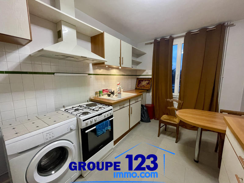 Appartement - 85 m² - 3 pièces