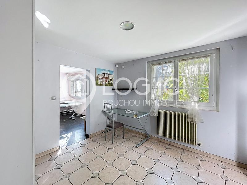 Maison - 207 m² - 7 pièces