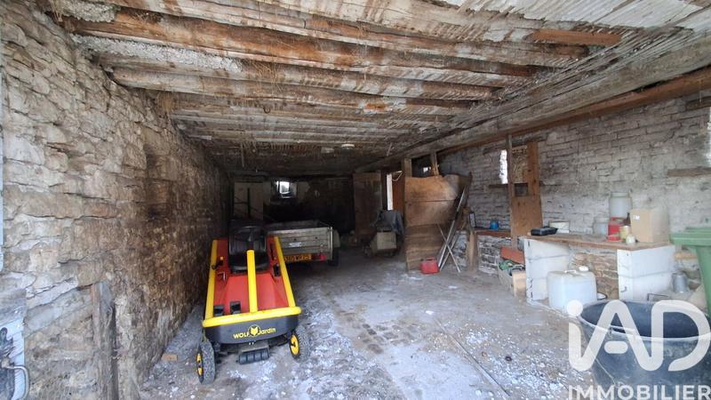 Maison de village - 250 m² - 2 pièces