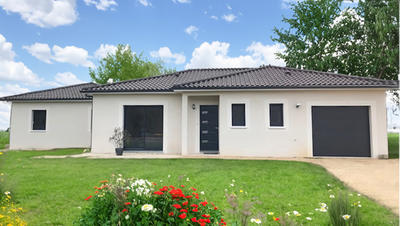Maison - 120 m² - 4 pièces
