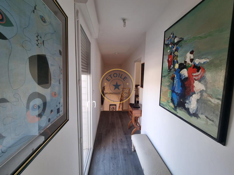 Appartement - 158 m² - 6 pièces