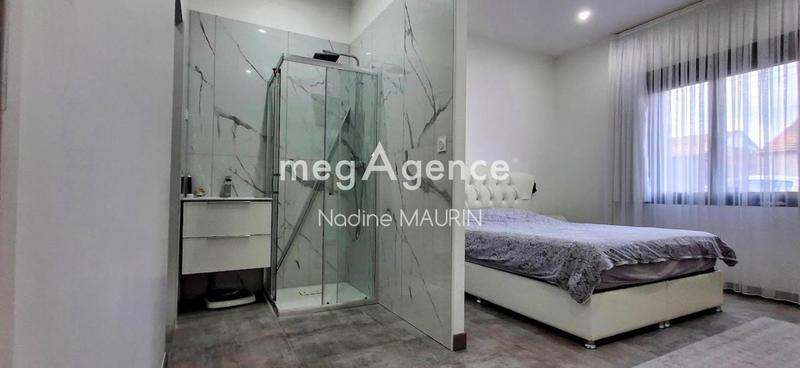 Pavillon - 134 m² - 5 pièces