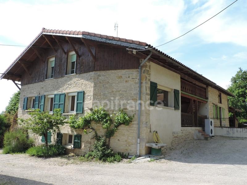 Maison - 214 m² - 6 pièces