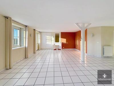 Appartement - 112 m² - 5 pièces