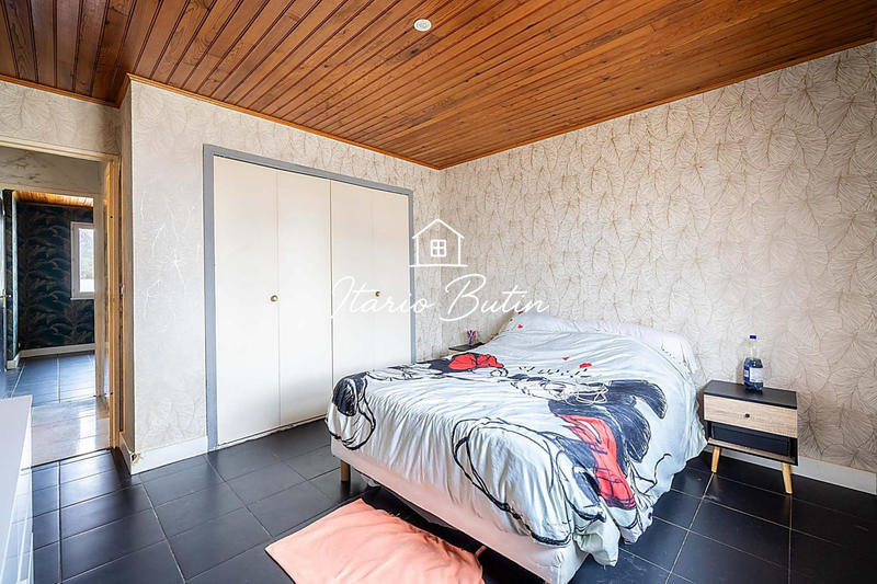 Villa - 145 m² - 6 pièces