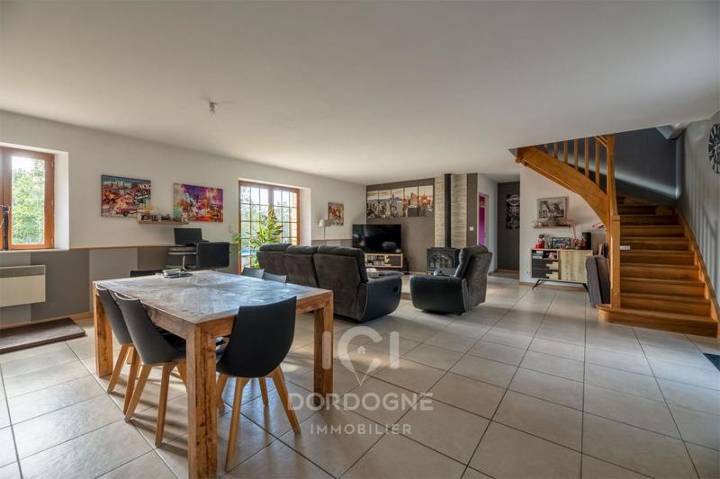 Maison en pierre - 130 m² - 4 pièces
