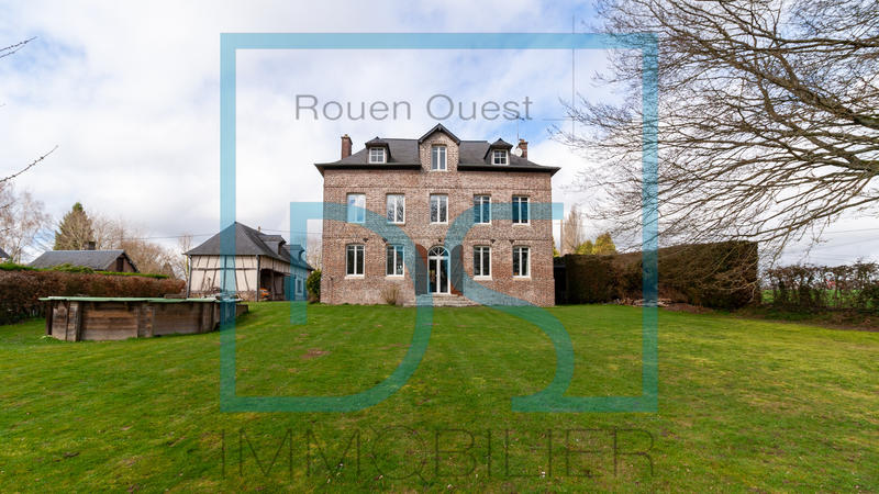 Maison - 202 m² - 8 pièces