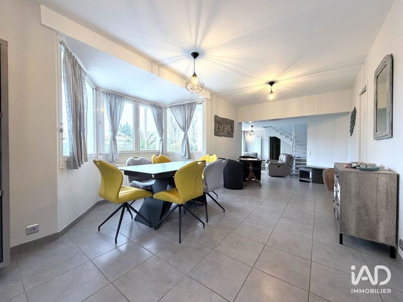 Maison - 120 m² - 4 pièces