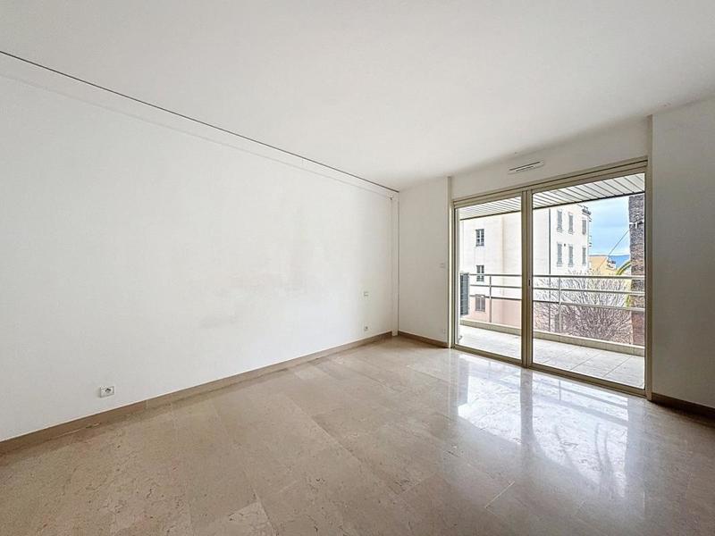 Appartement - 125 m² - 4 pièces