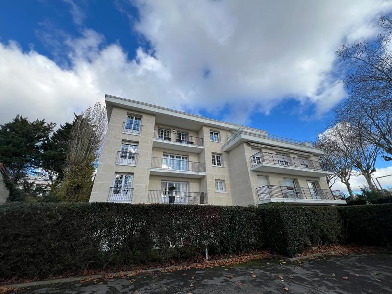 Appartement - 109 m² - 4 pièces