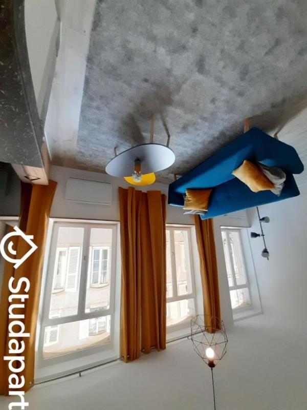 Chambre - 15 m² - 1 pièce