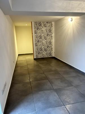 Appartement - 100 m² - 4 pièces