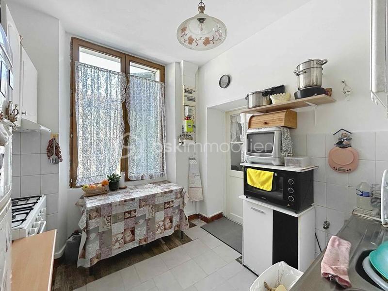 Appartement - 117 m² - 6 pièces