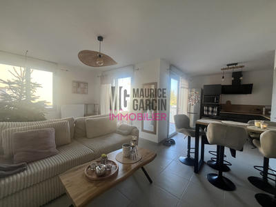 Appartement - 65 m² - 3 pièces