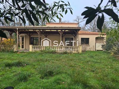 Maison - 162 m² - 7 pièces