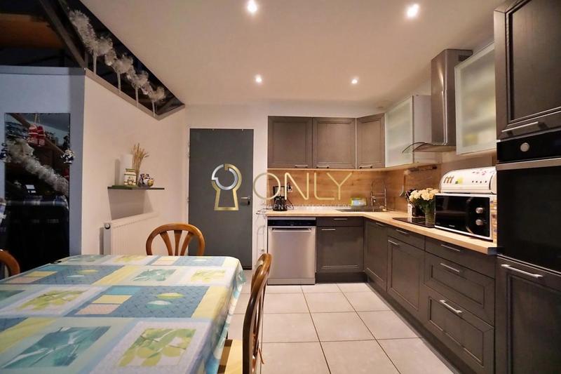 Maison - 87 m² - 4 pièces