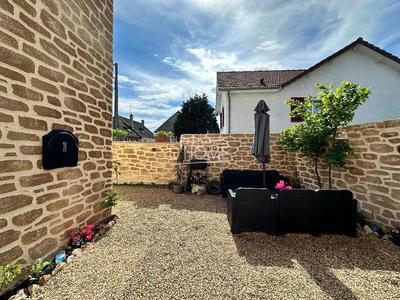 Maison - 110 m² - 4 pièces