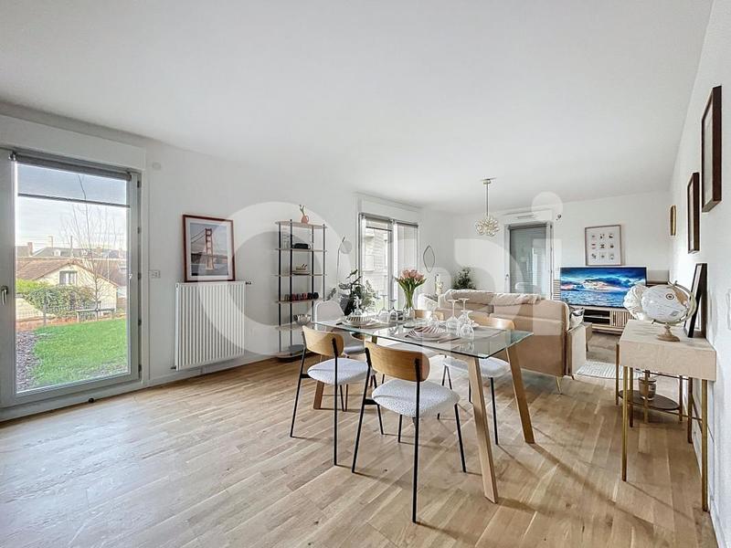 Appartement - 101 m² - 4 pièces