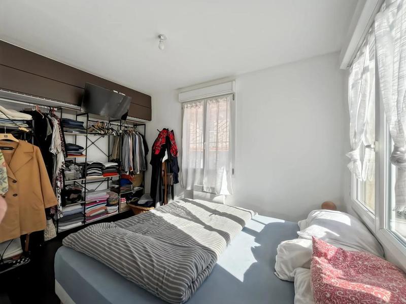 Appartement - 180 m² - 8 pièces