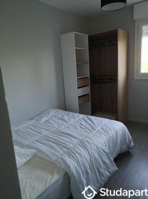 Chambre - 10 m² - 1 pièce